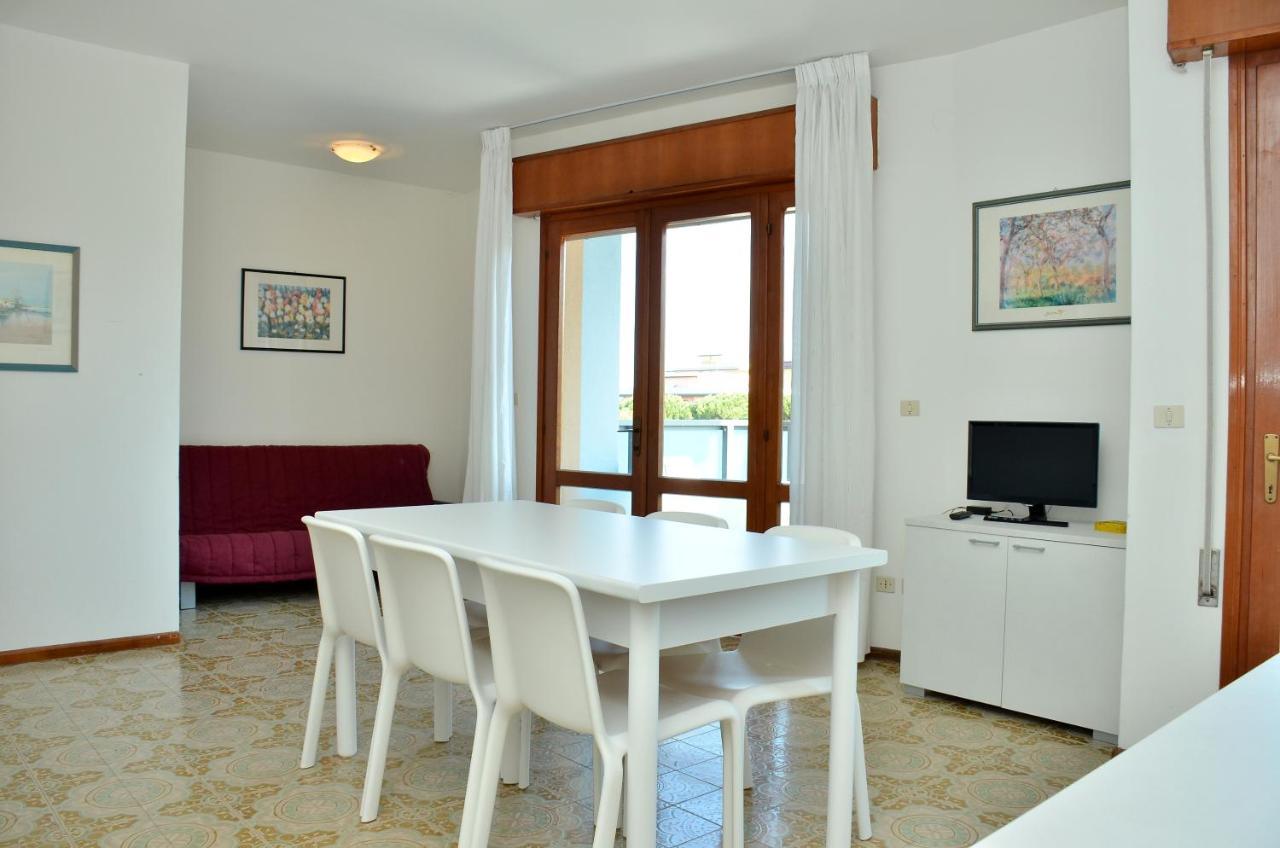 Altan Apartment Bibione Bagian luar foto