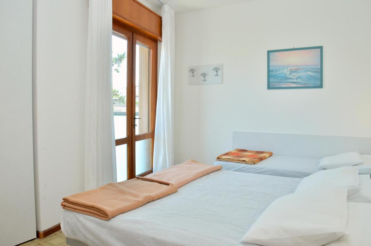 Altan Apartment Bibione Bagian luar foto