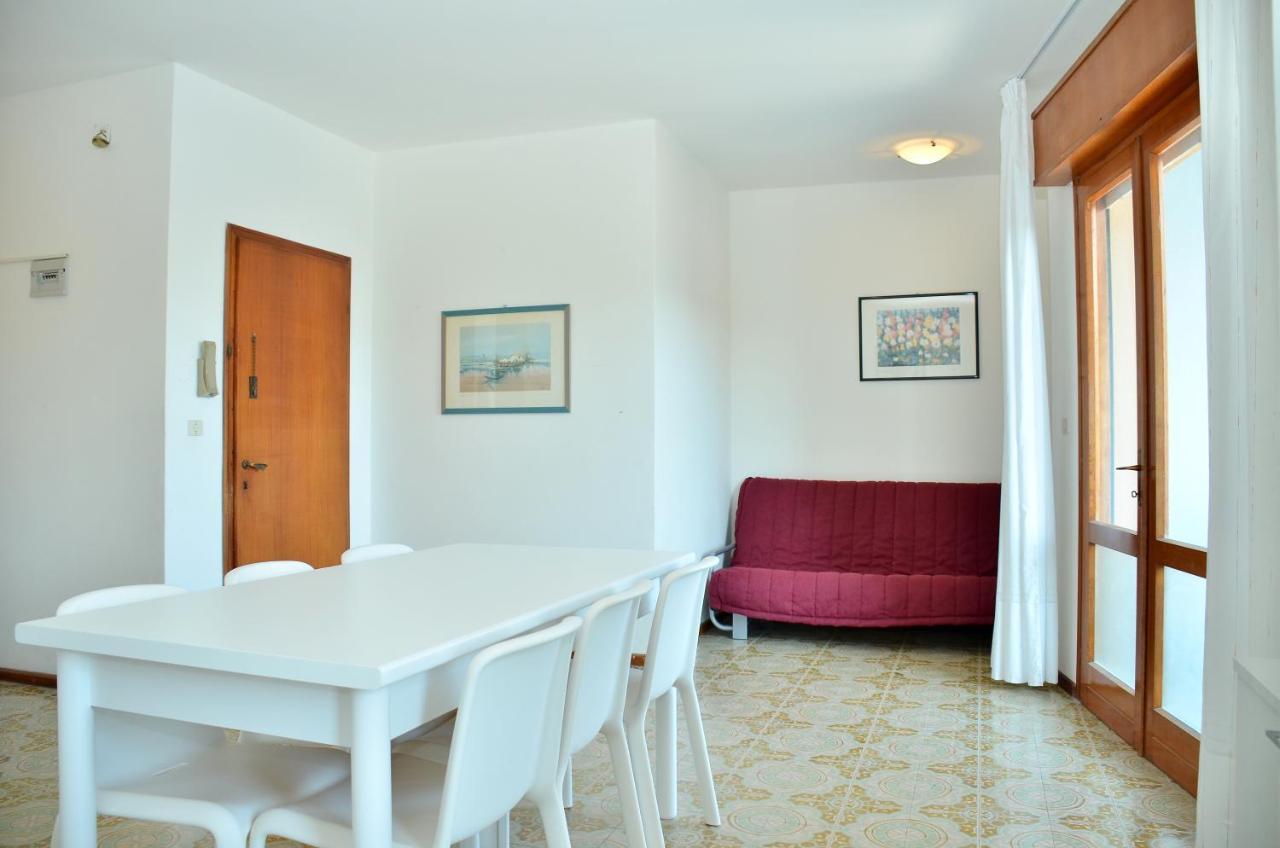 Altan Apartment Bibione Bagian luar foto